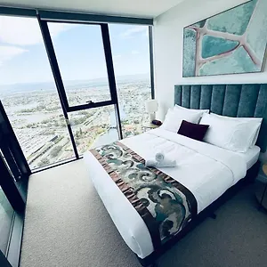 Azure Skyline Casino Residences Апарт-отель